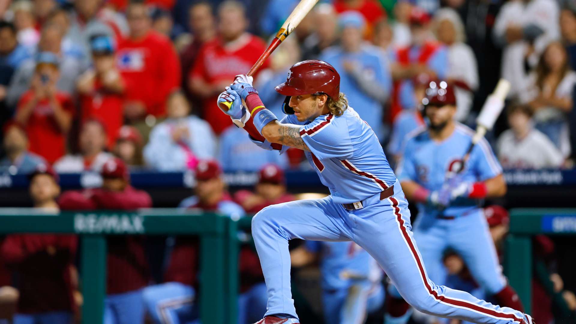 也愈發顯現 也愈發顯現