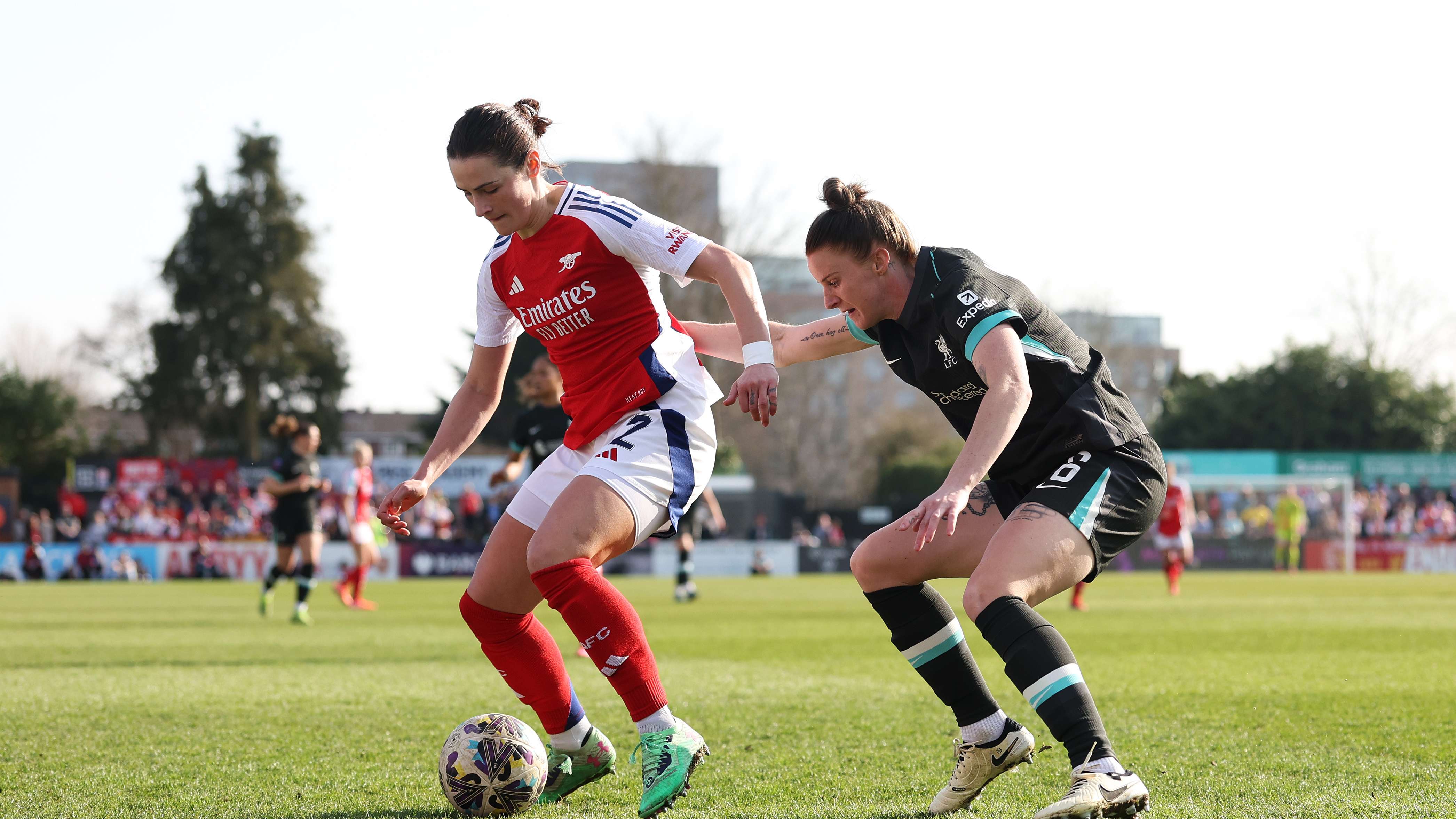 吸引她做出 吸引她做出